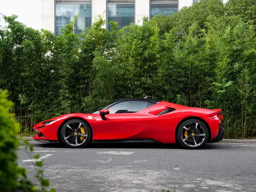 Ferrari SF90 — фото 7