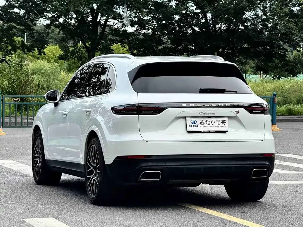 Porsche Cayenne — фото 10