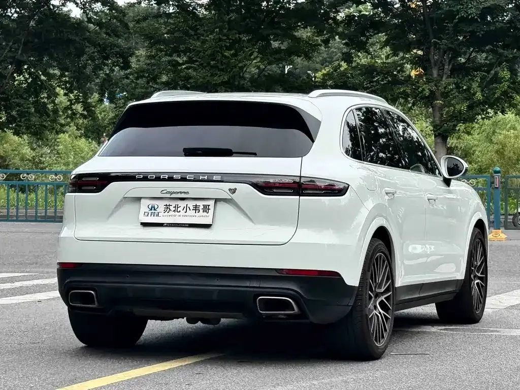 Porsche Cayenne — фото 4