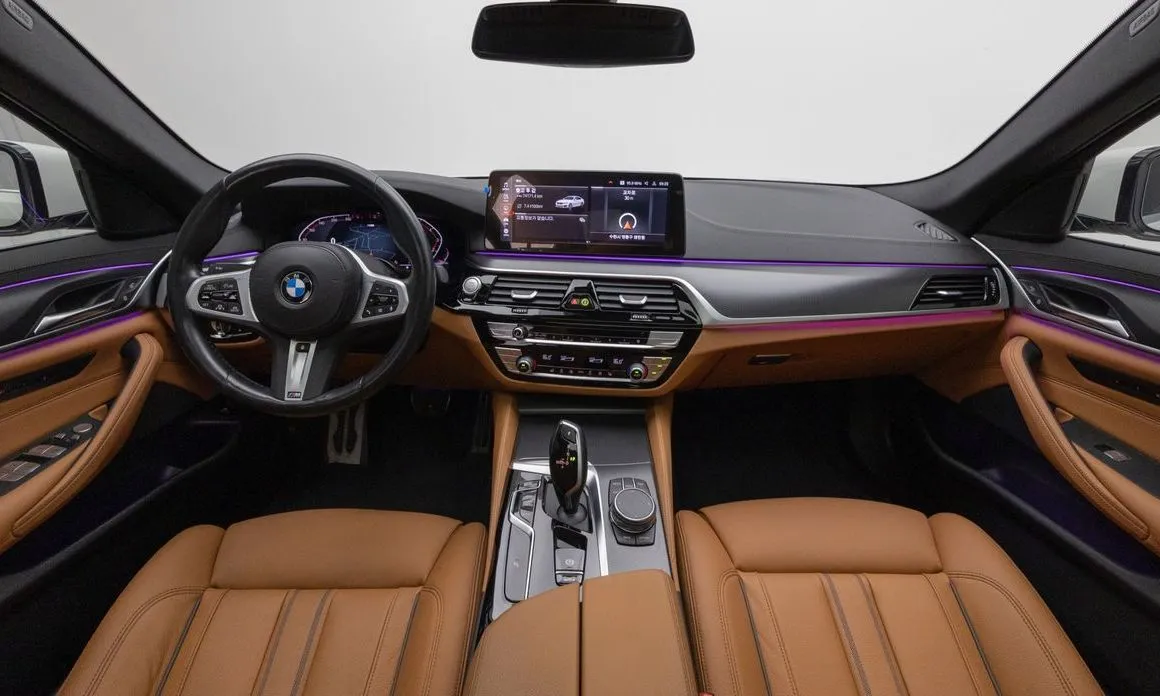 BMW 5-Series 2023 из KR, фото 6
