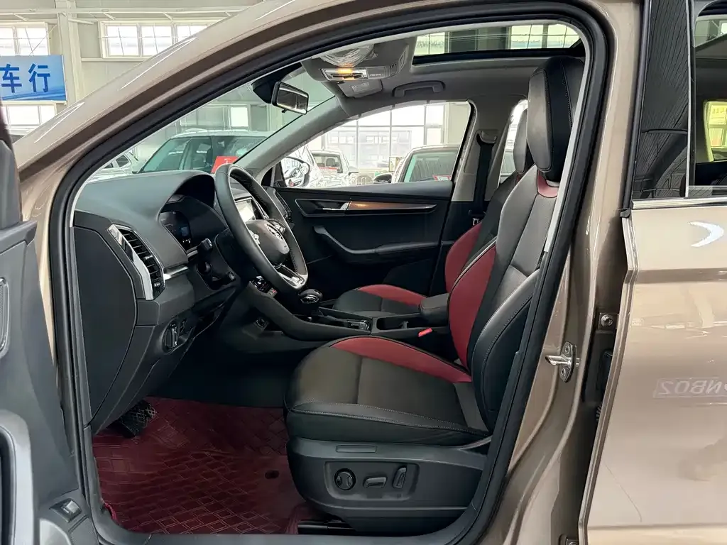 Skoda Karoq — фото 5
