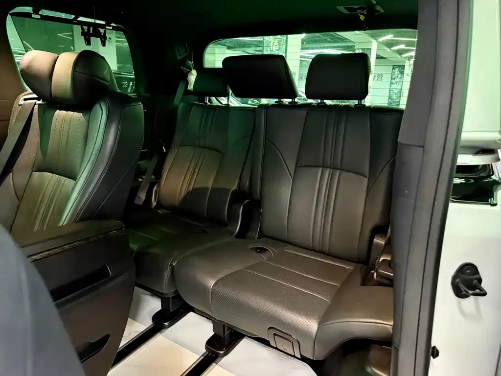 Toyota Alphard — фото 3