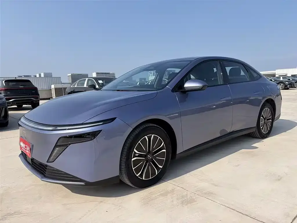 Nissan N6