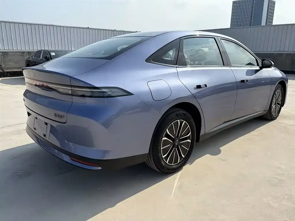 Nissan N6 2025 из CN, фото 6
