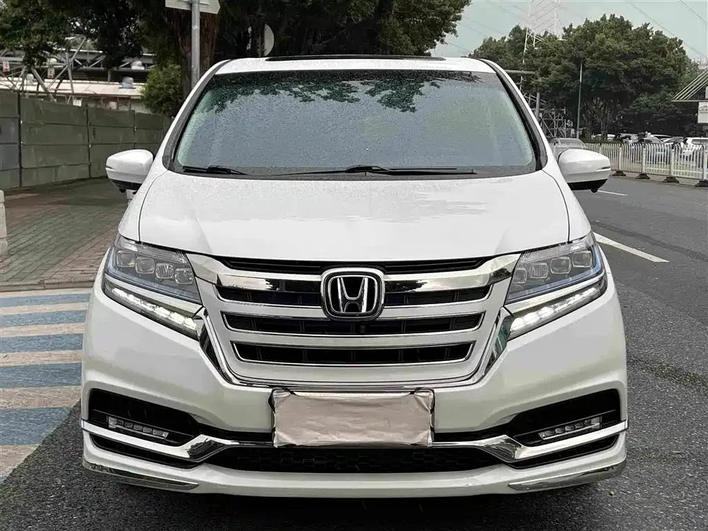 Honda Elysion — фото 3