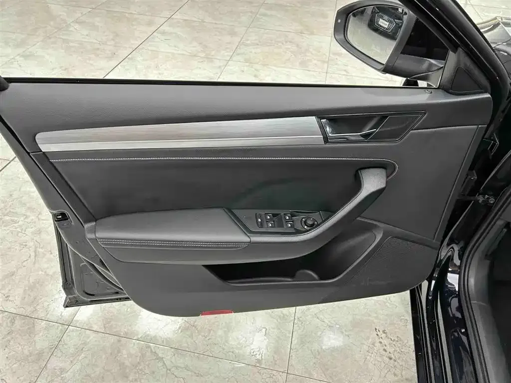 Skoda Superb 2024 из CN, фото 10