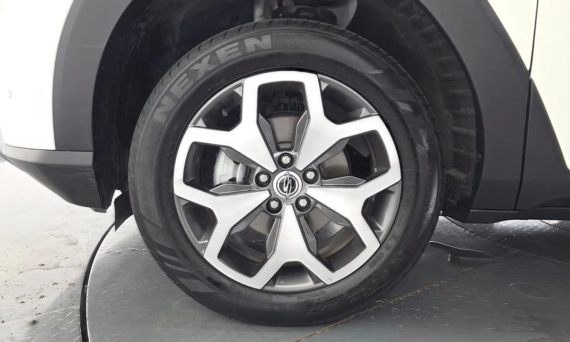 KG Mobility (Ssangyong) Torres — фото 9