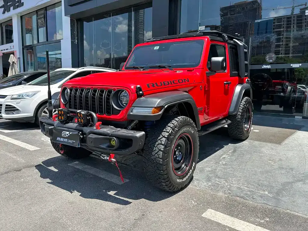 Jeep Wrangler — фото 1