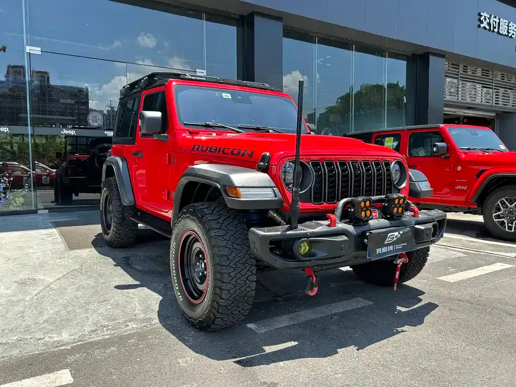 Jeep Wrangler — фото 10