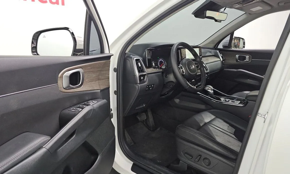 Kia Sorento — фото 10