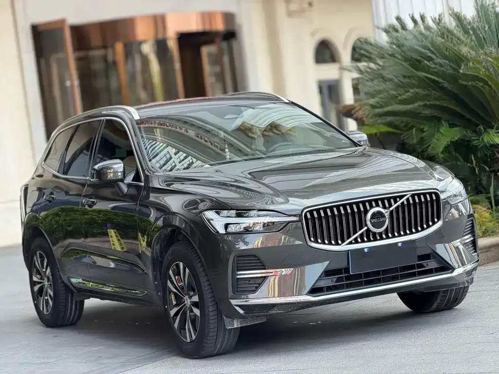 Volvo XC60 2022 из CN, фото 2