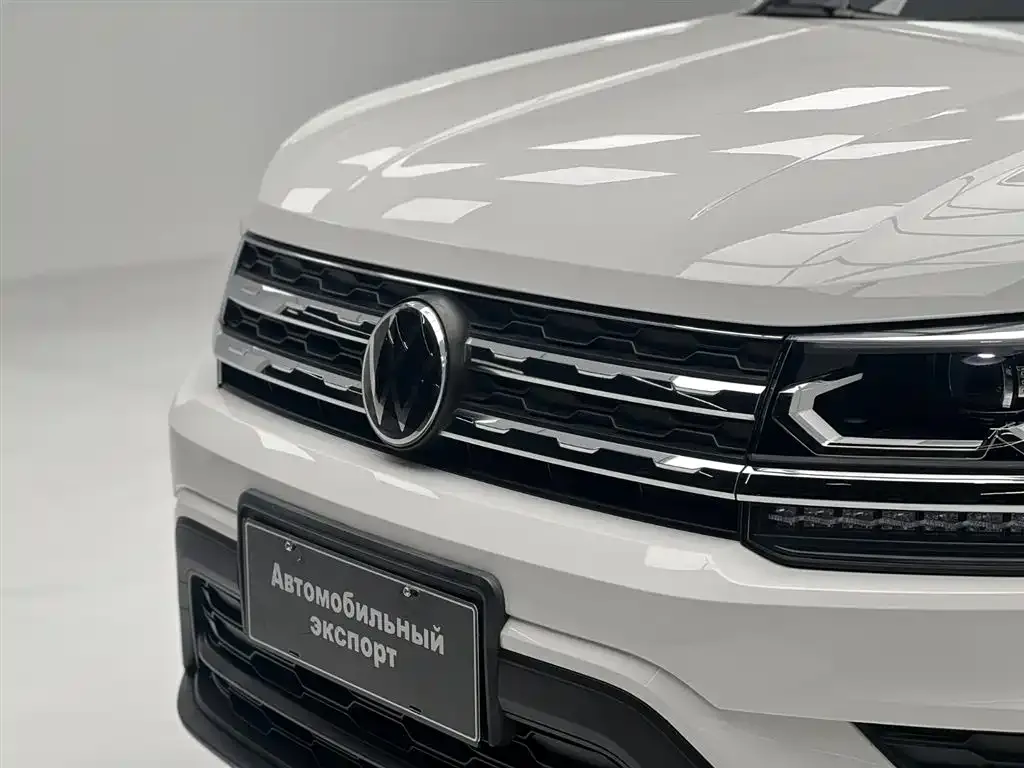 Volkswagen Tharu — фото 6
