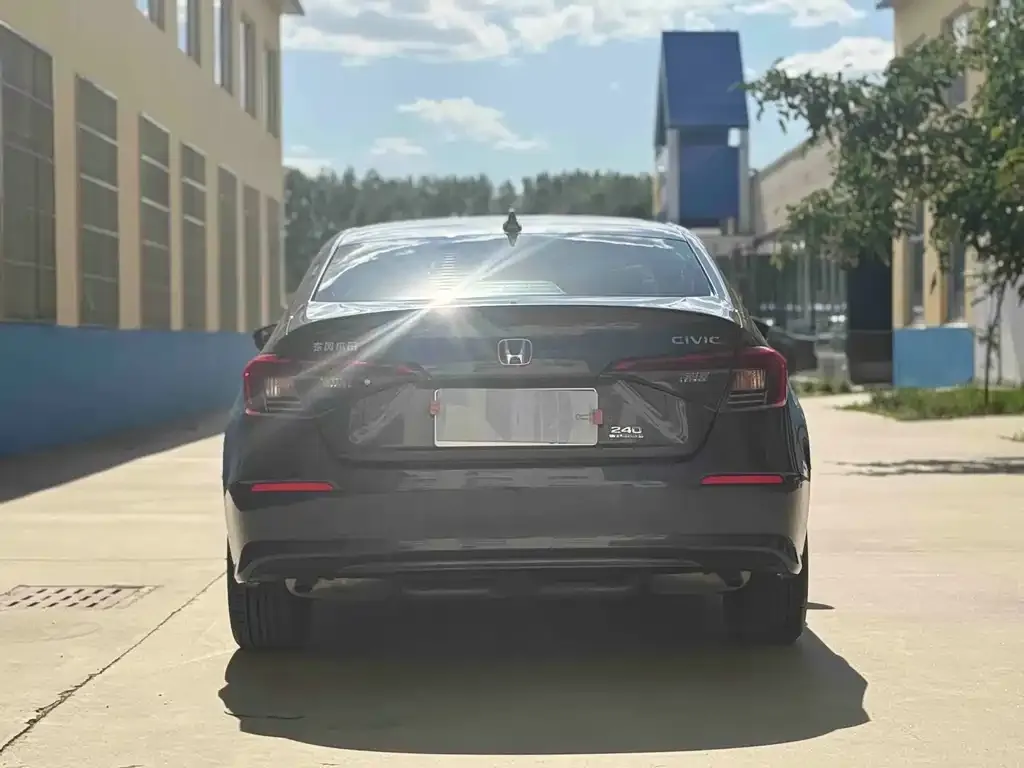 Honda Civic — фото 9