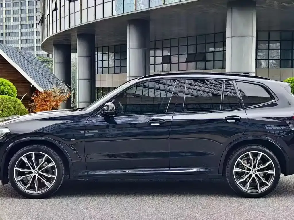 BMW X3 — фото 9