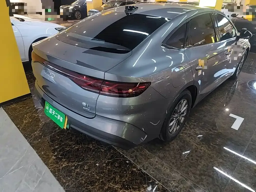 BYD Qin L — фото 9