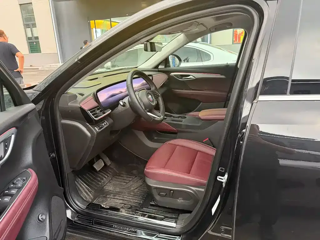Buick Envision Plus — фото 3
