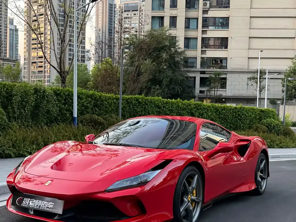 Ferrari F8 — фото 1