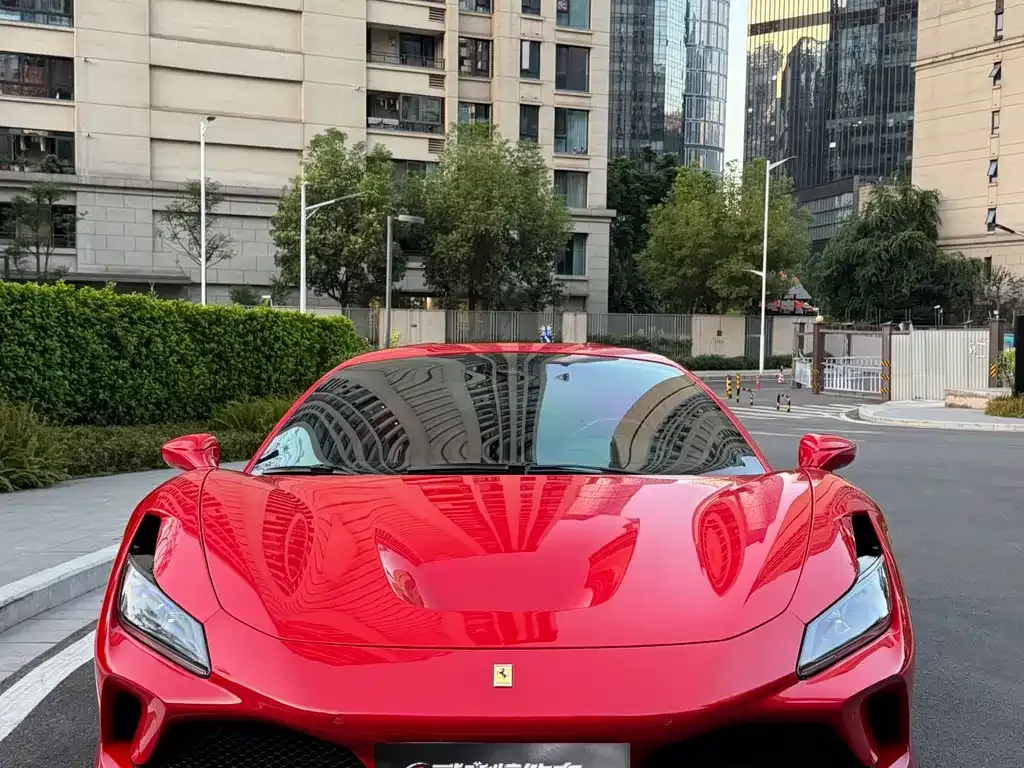 Ferrari F8 — фото 10