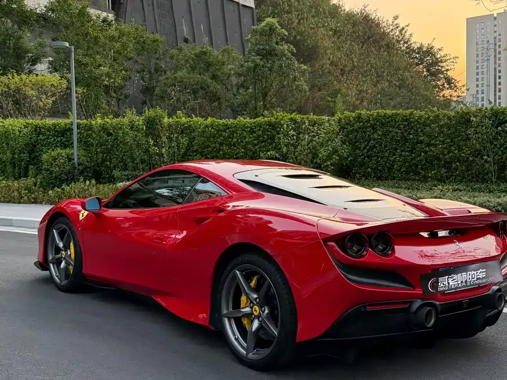 Ferrari F8 — фото 4