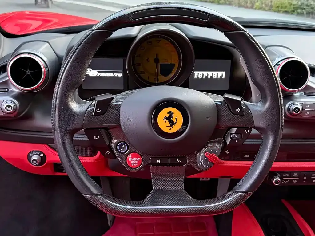 Ferrari F8 — фото 5