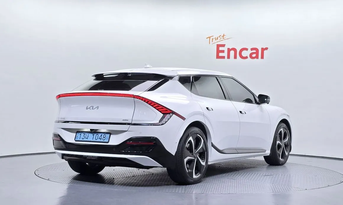 Kia EV6 — фото 5