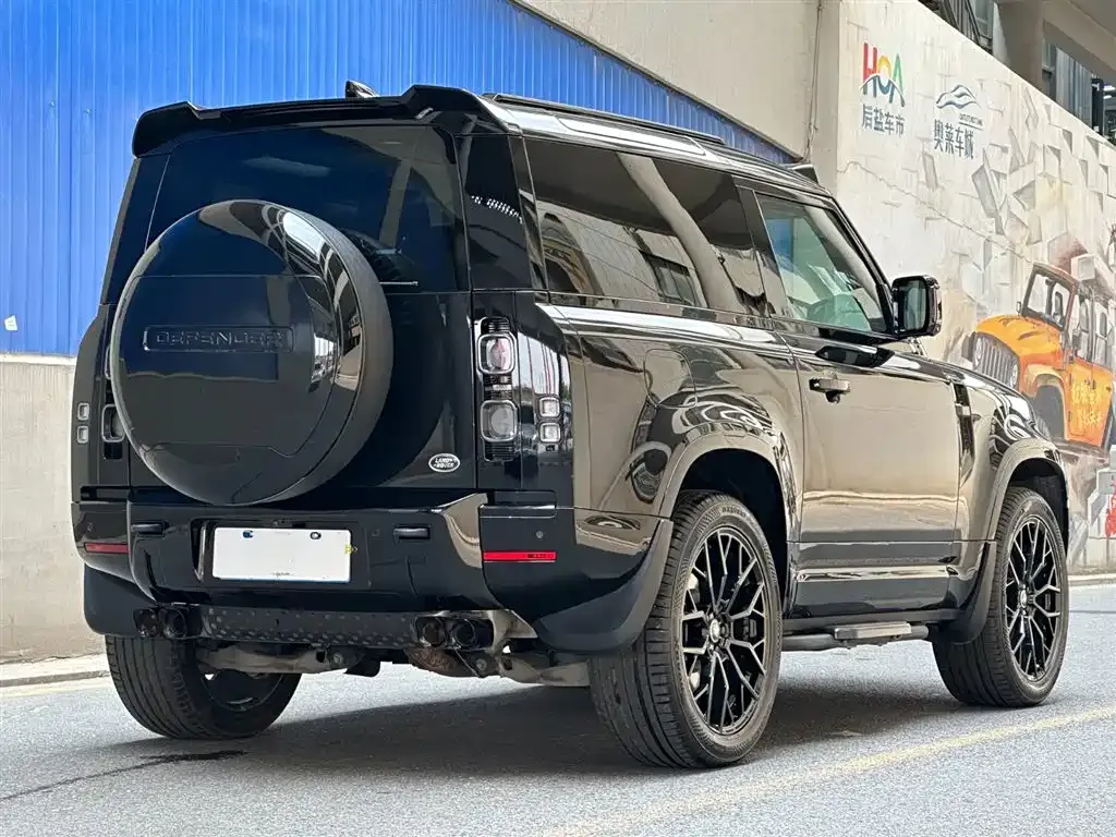 Land Rover Defender — фото 9