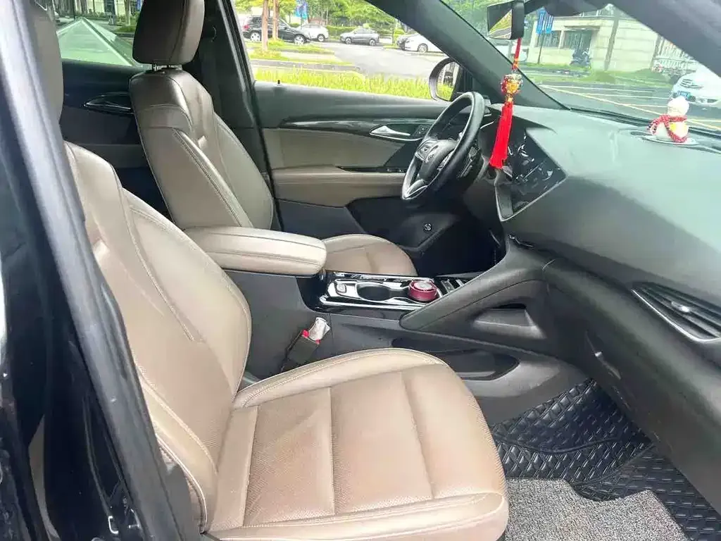 Buick Envision Plus — фото 3