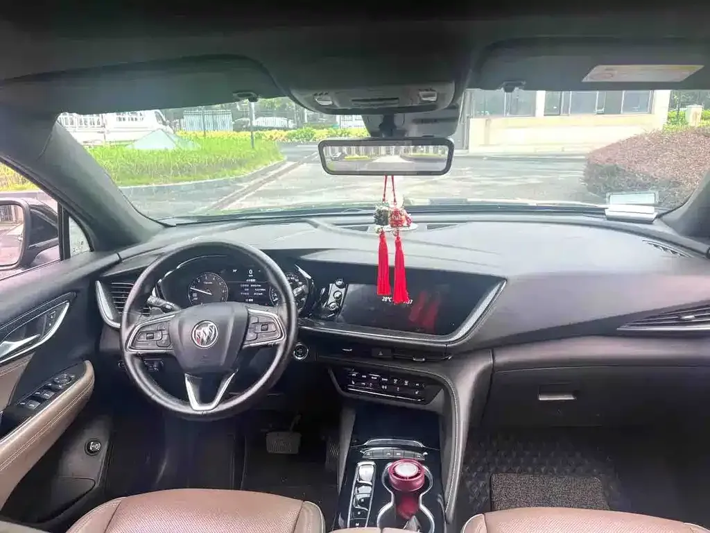 Buick Envision Plus — фото 4