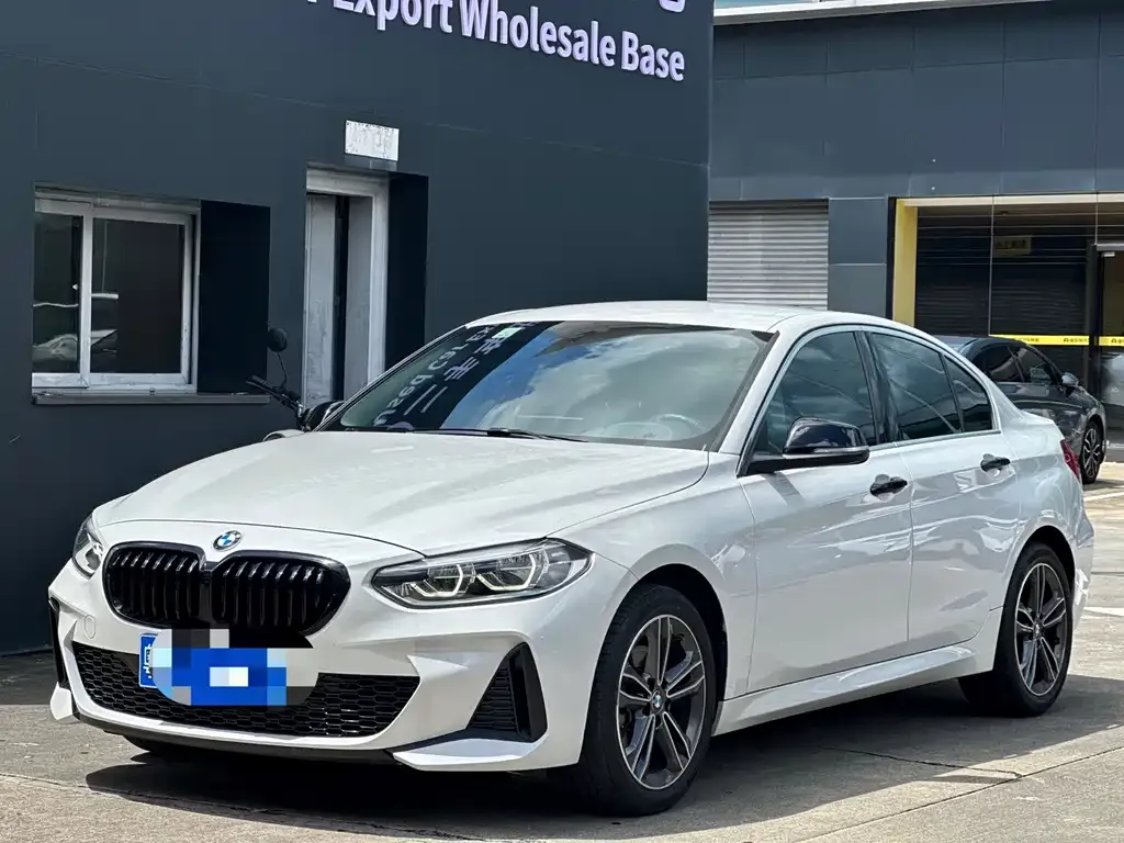 BMW 1 Series — фото 1