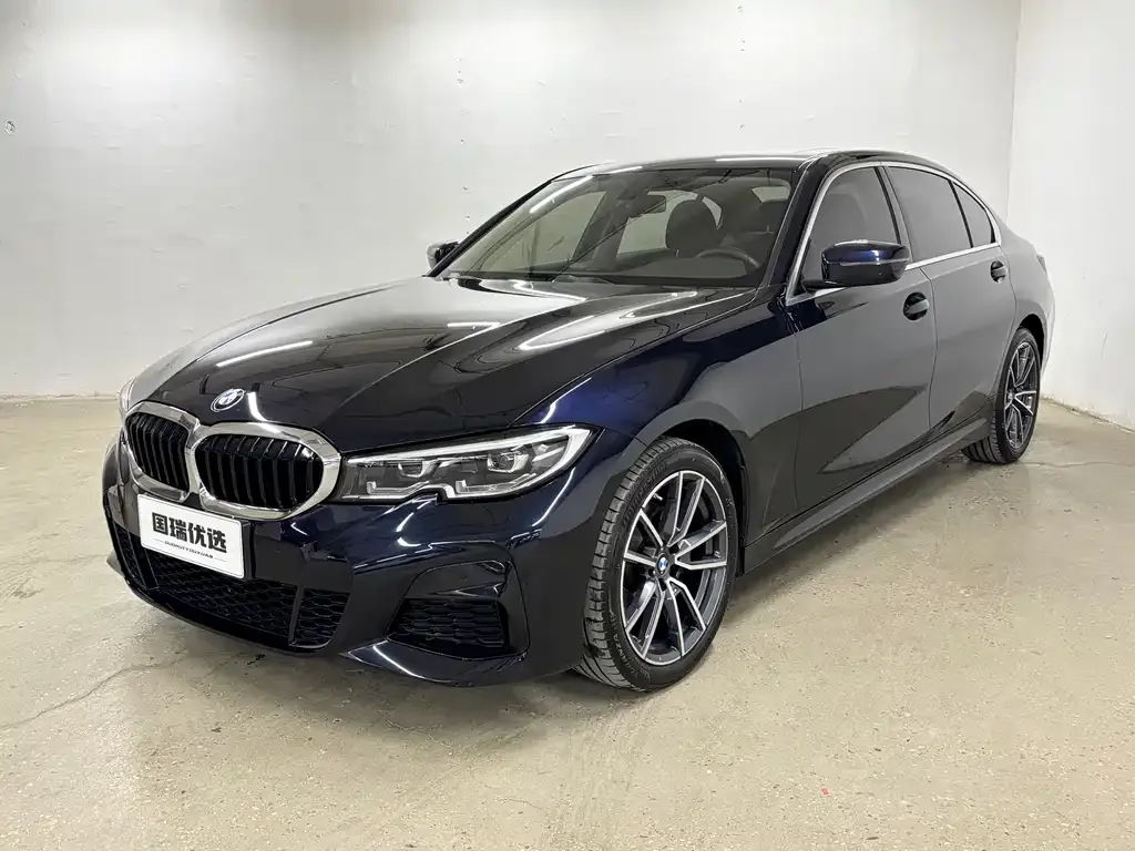 BMW 3 Series — фото 1