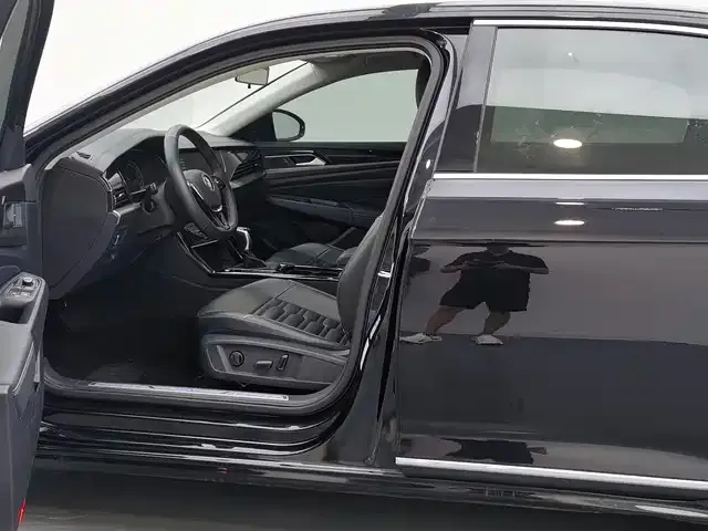 Volkswagen 帕萨特插电混动 — фото 3