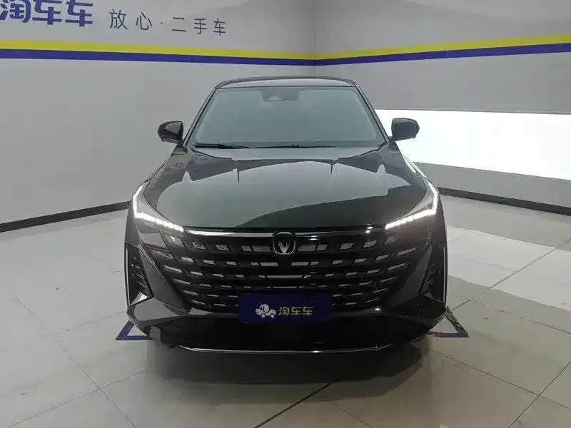 Changan UNI-Z New Energy 2024 из CN, фото 2
