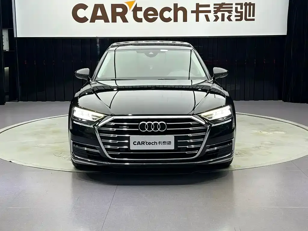 Audi A8 — фото 5