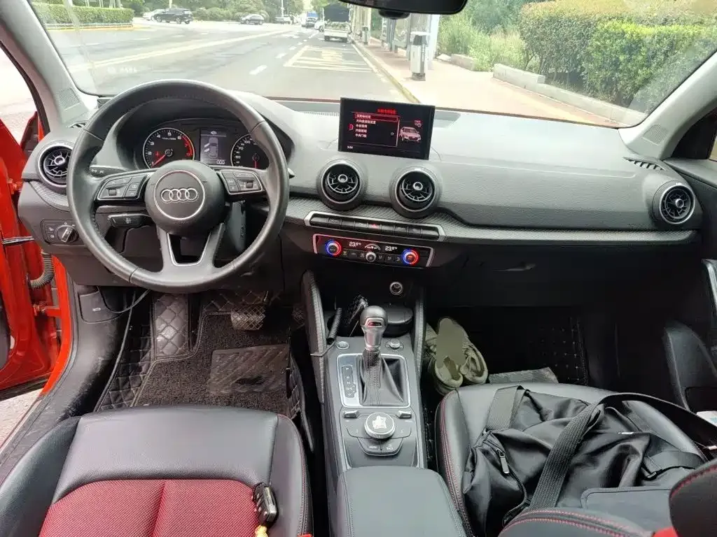 Audi Q2L 2021 из CN, фото 8