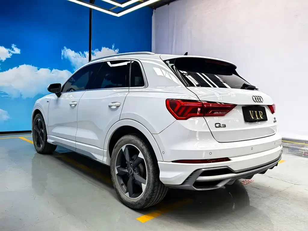 Audi Q3 — фото 6
