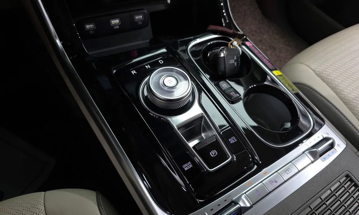 Kia Carnival 2023 из KR, фото 3