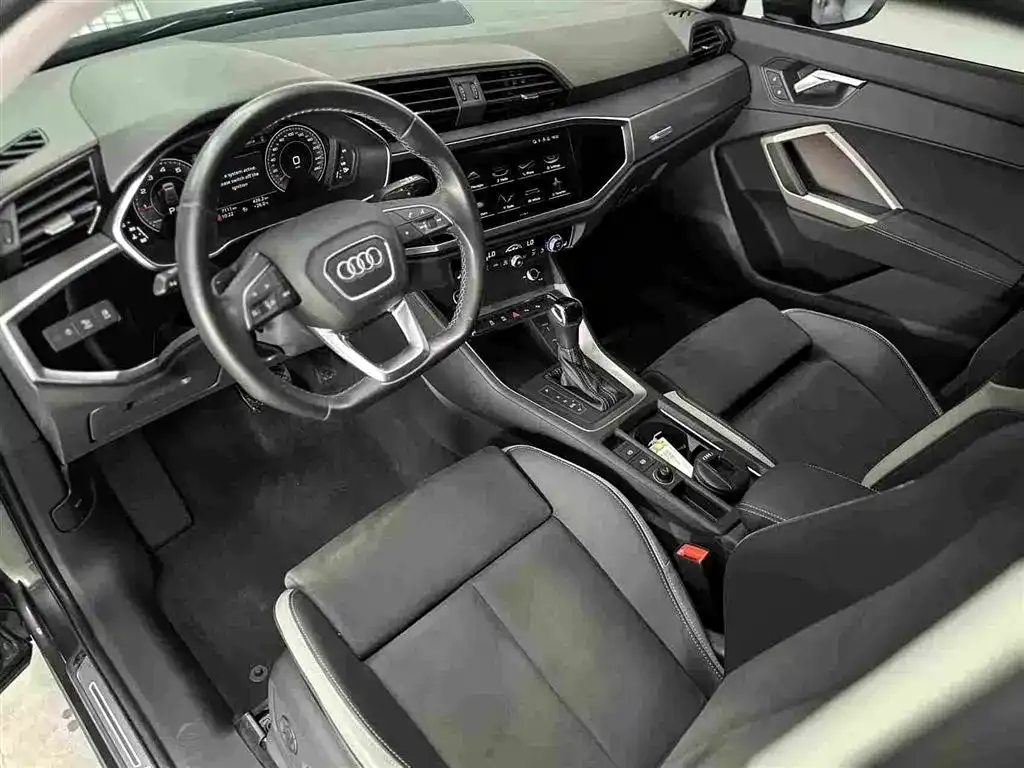 Audi Q3 — фото 4