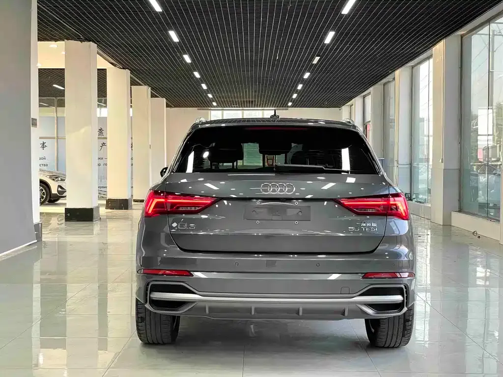 Audi Q3 — фото 6