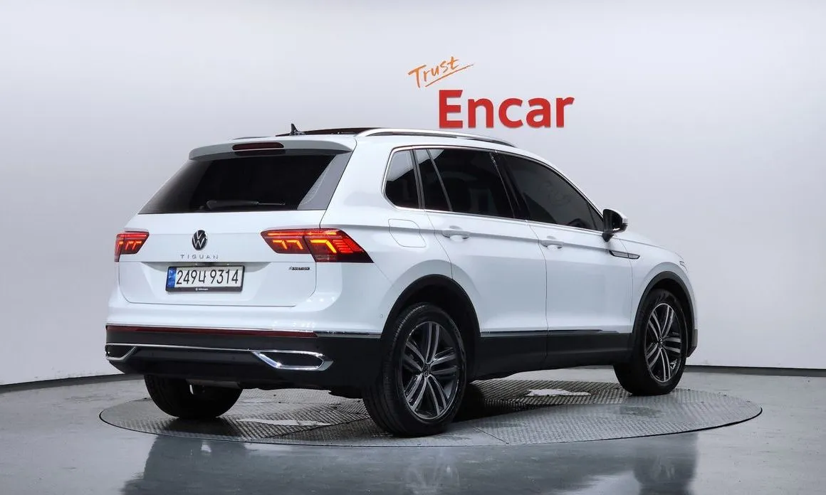 Volkswagen Tiguan — фото 2