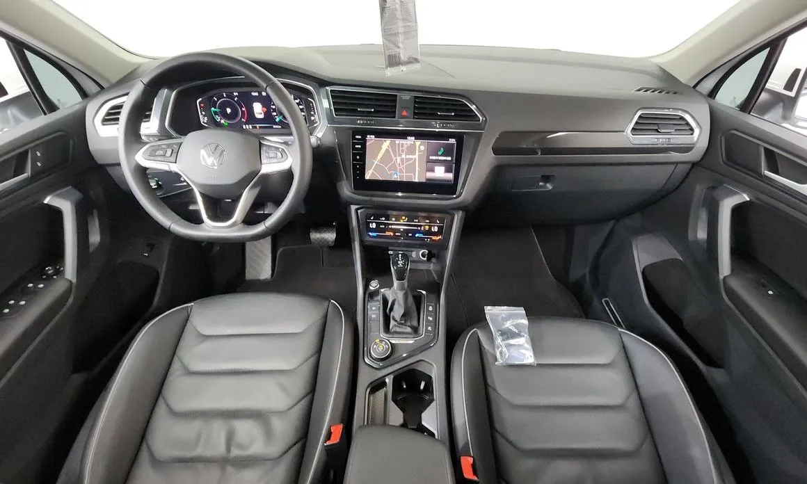 Volkswagen Tiguan — фото 4