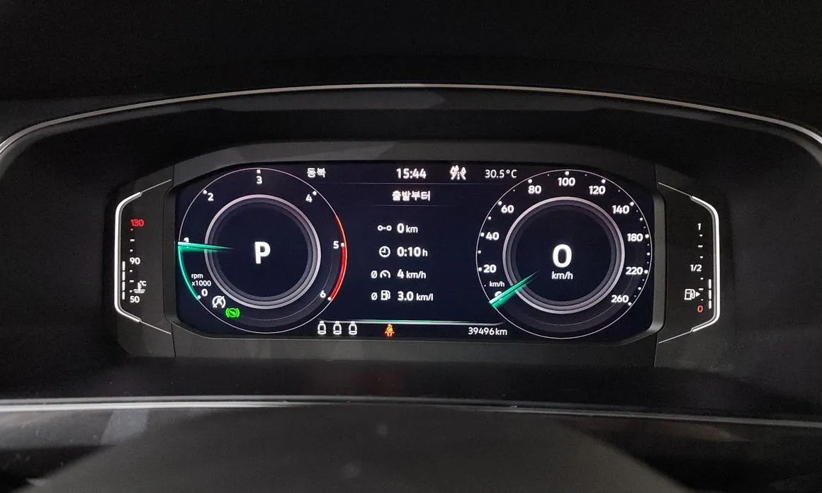 Volkswagen Tiguan — фото 9