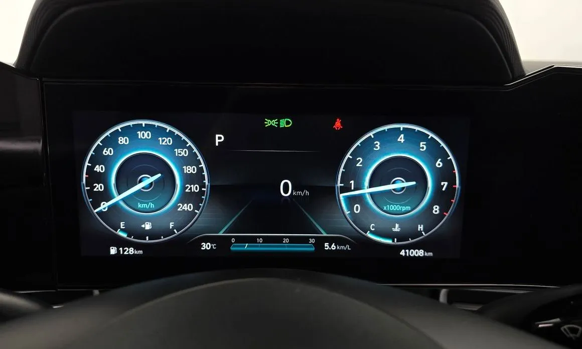 Hyundai AVANTE — фото 3