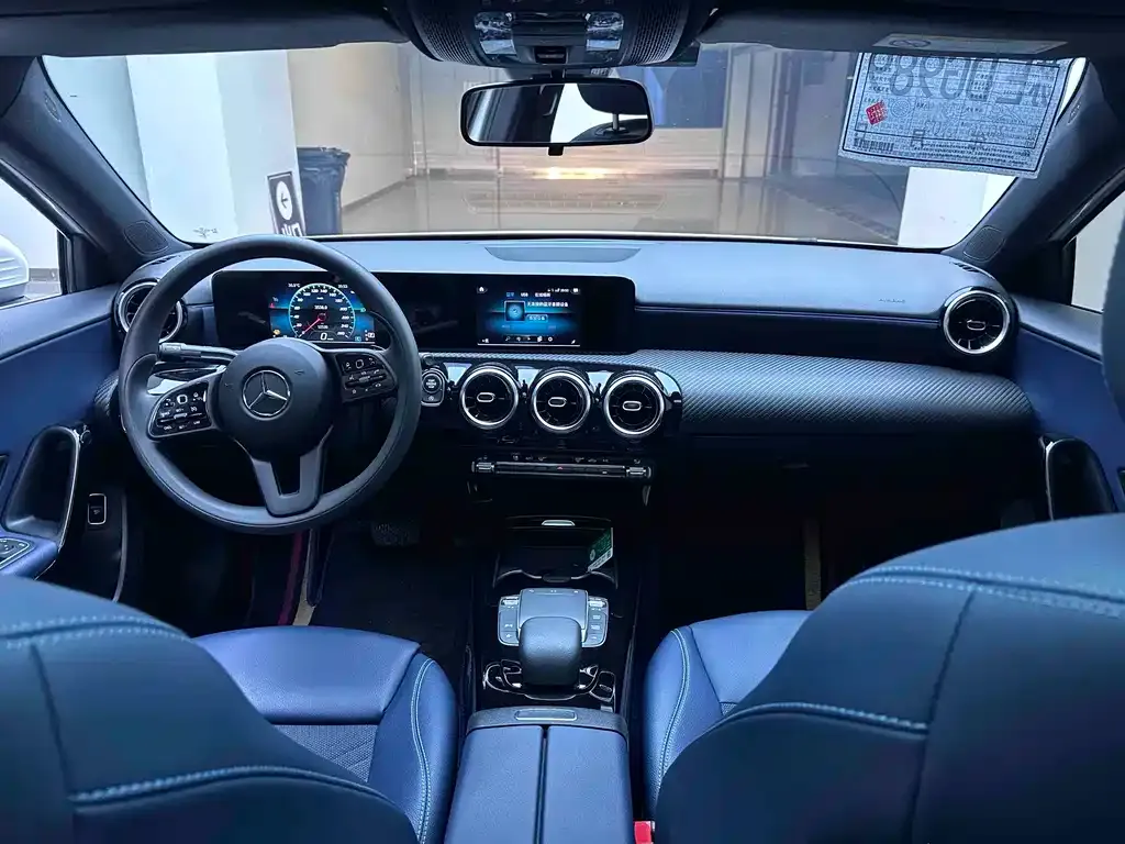 Mercedes-Benz A-Class — фото 10