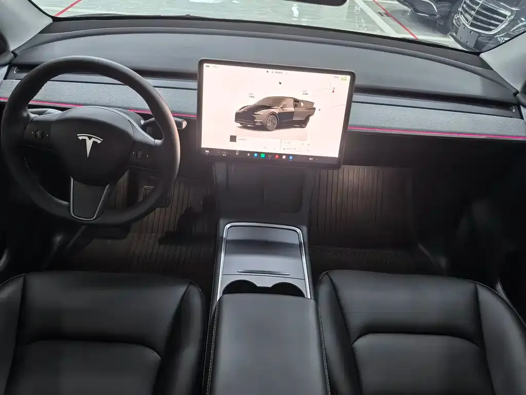 Tesla Model Y — фото 3