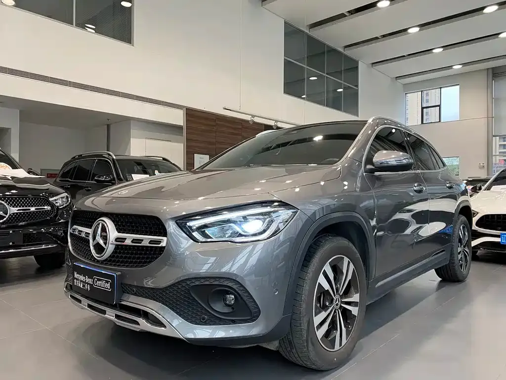 Mercedes-Benz GLA — фото 1