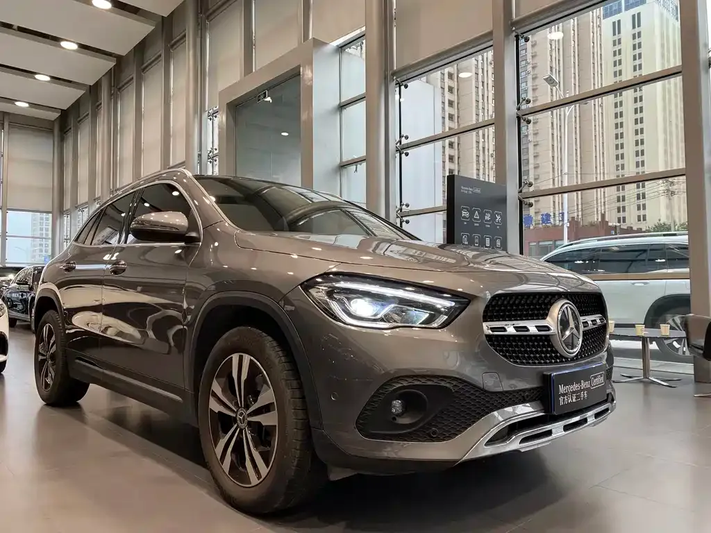 Mercedes-Benz GLA — фото 10
