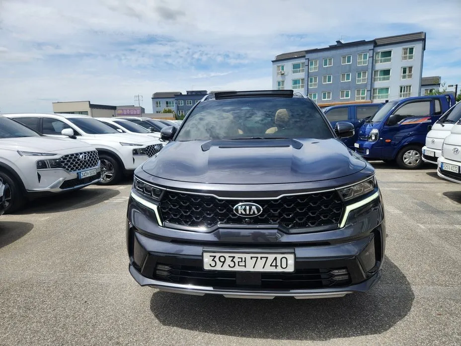 Kia Sorento — фото 1