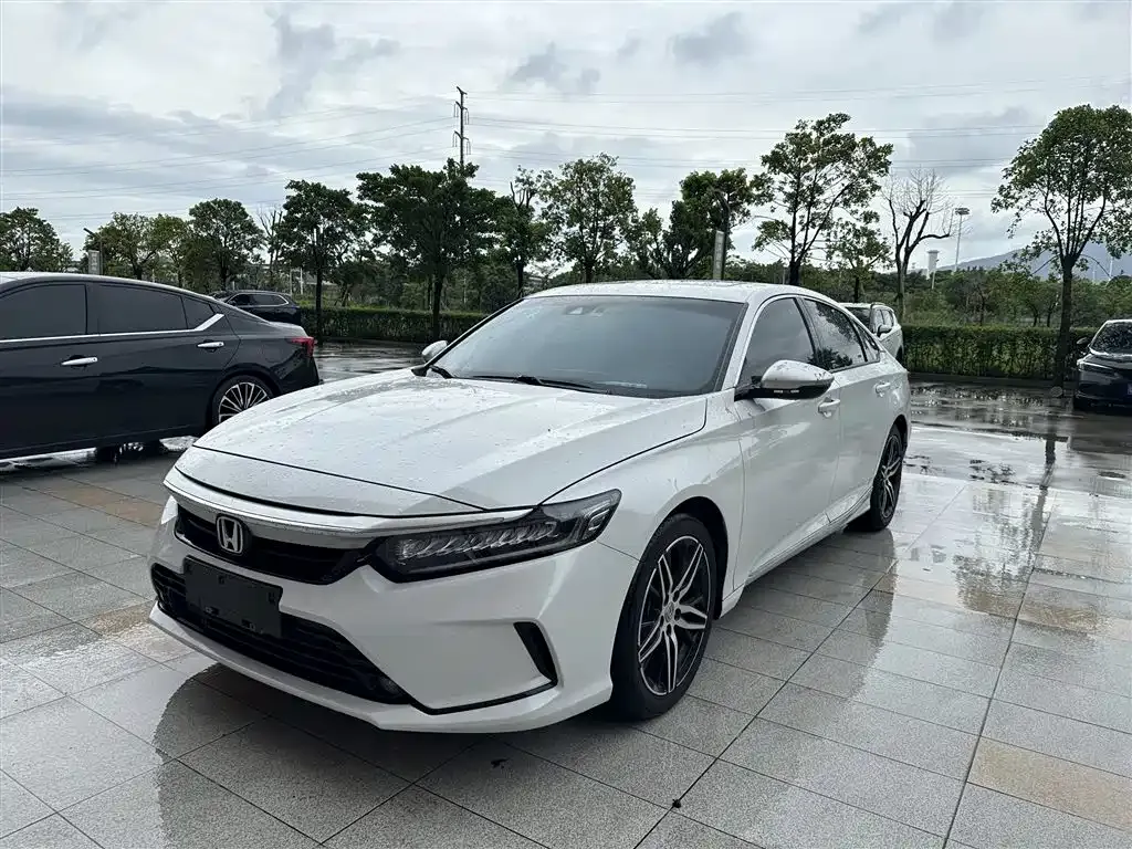 Honda Inspire — фото 1