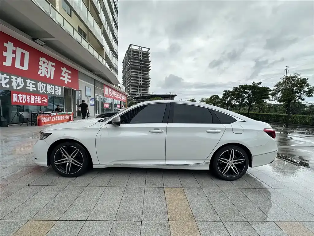 Honda Inspire — фото 4