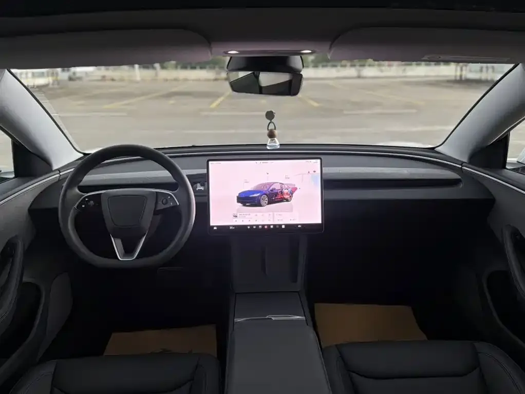 Tesla Model 3 — фото 6